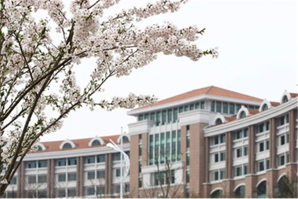 中国海事大学