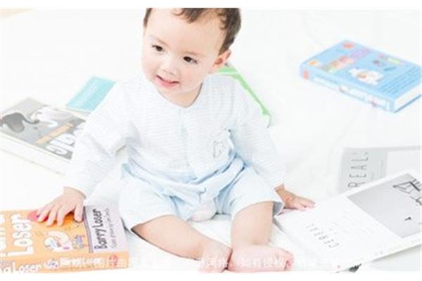 小孩取名字