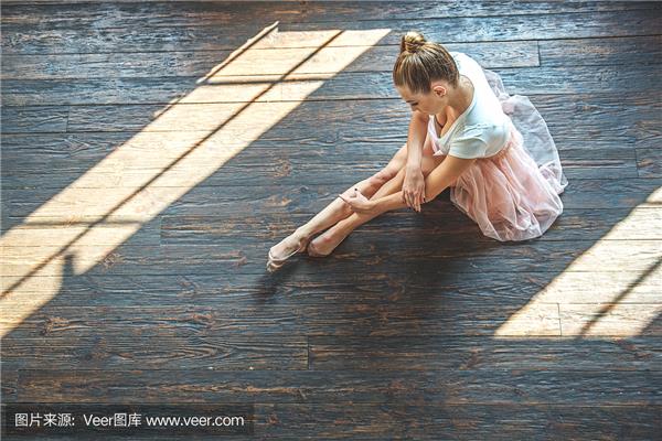 寂寞的舞者