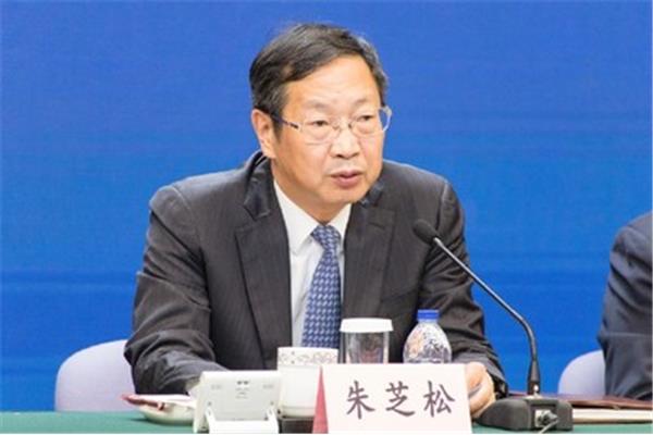 自由成熟的性
