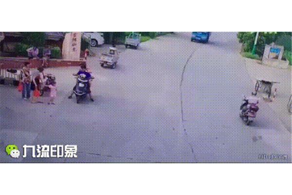 横冲直撞的意思