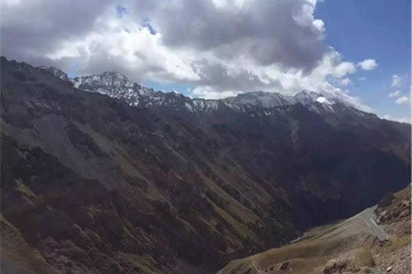 什么的天山