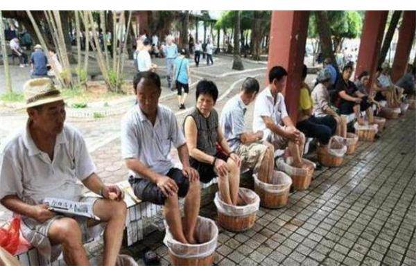 泡脚几分钟最好
