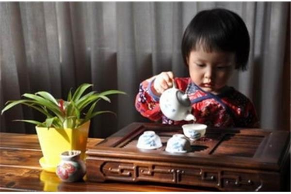小孩能喝茶吗