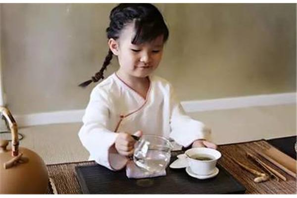 小孩能喝茶吗