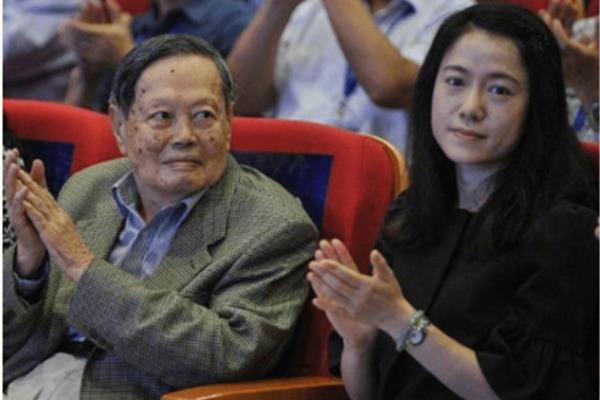 杨振宁多大