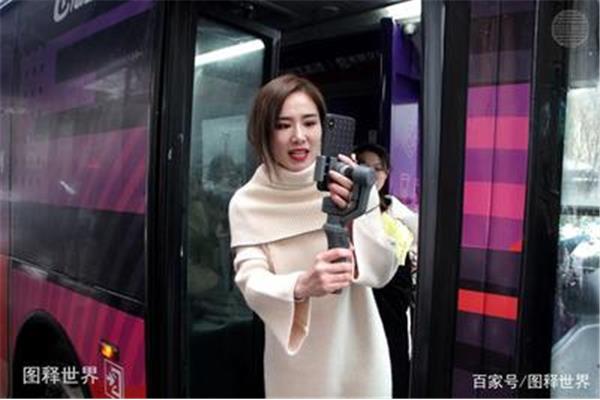 公交车爽英子