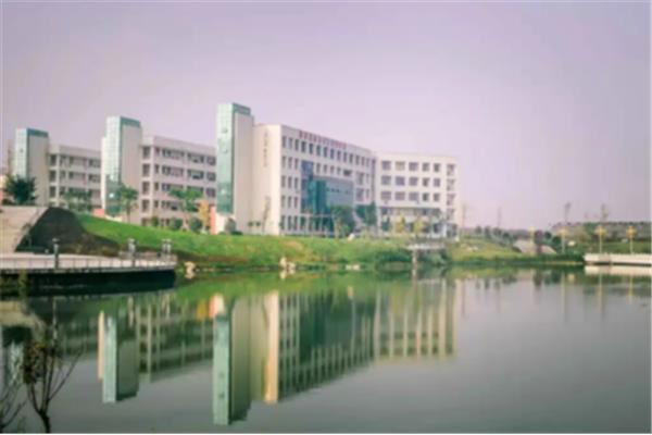 南充大学有哪些
