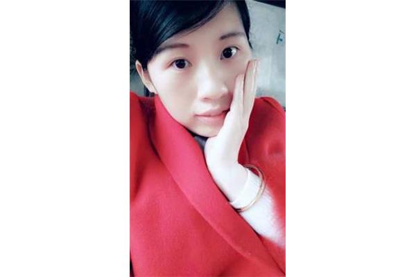 嘴巴不多却能闹