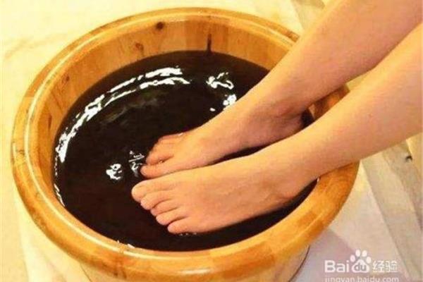 泡脚为什么会出汗