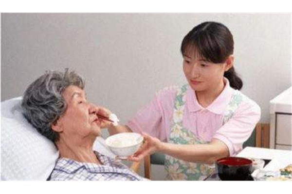 老人护理培训