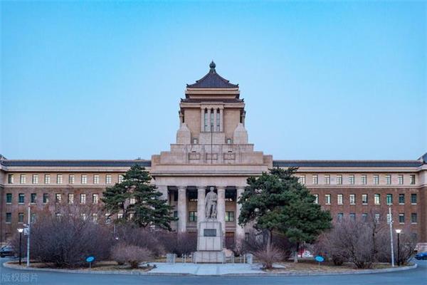 吉林大学在哪