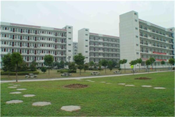 武汉大专学校
