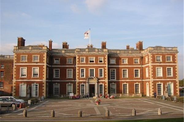 英国密德萨斯大学