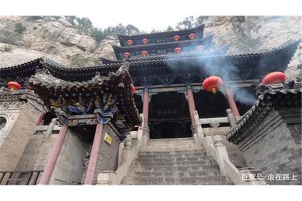 娲皇宫需要爬山吗