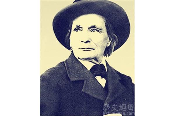 法布尔全名