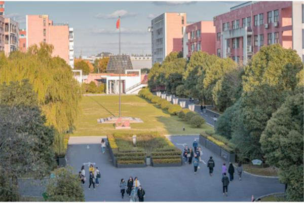 上海职业学院