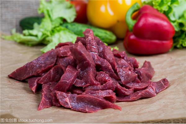 橄榄和牛肉