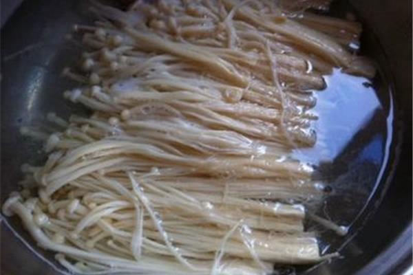 金针菇汤的做法