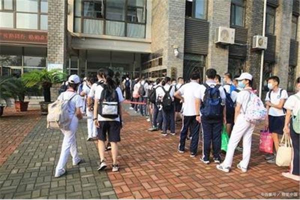 高中生开学时间