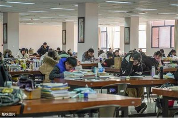 大学什么时候考研
