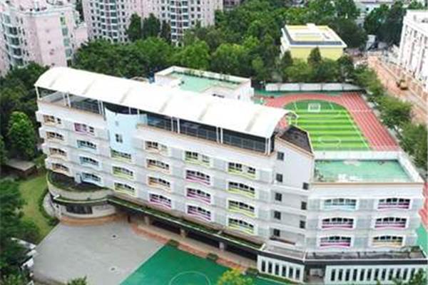 深圳百仕达小学