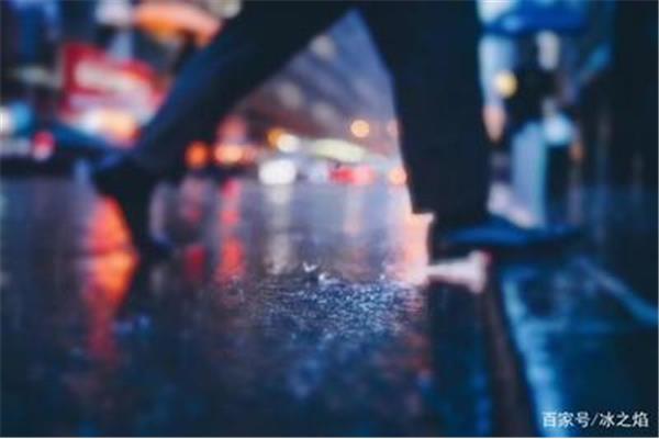 描写雨声的词语