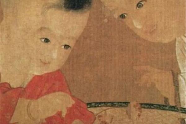 什么什么圆睁