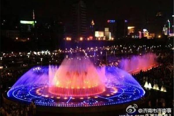 荷花音乐喷泉