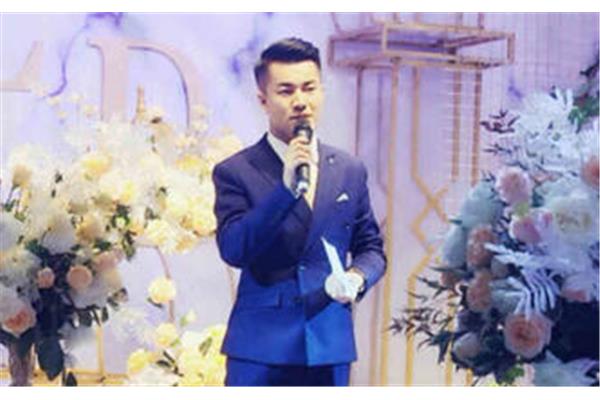 婚礼主持人