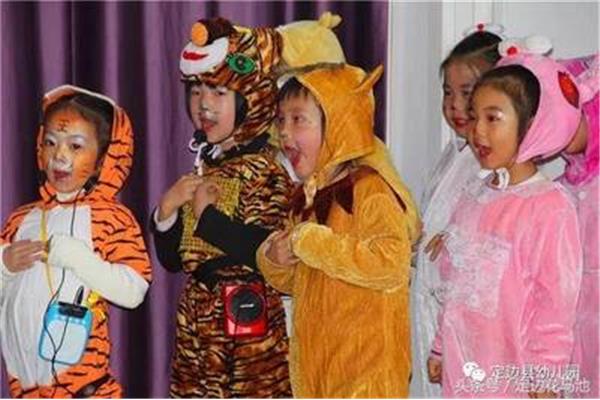 幼儿故事表演
