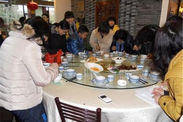 家庭聚会小游戏
