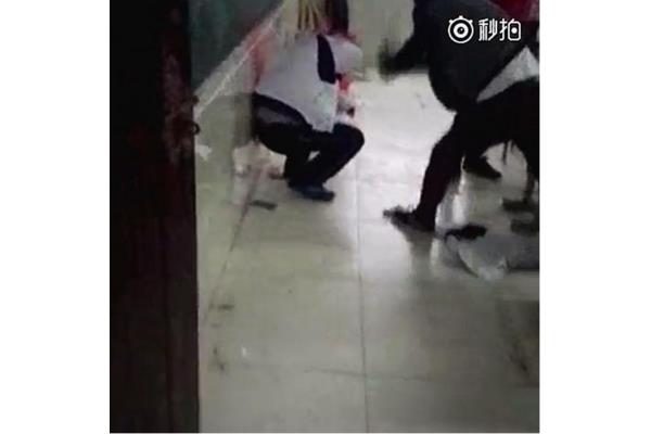 校园恐怖事件