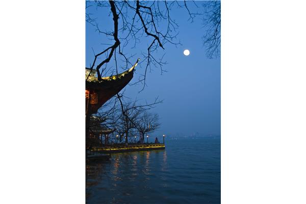 杭州的诗句