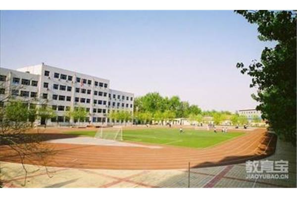 山东省济南中学