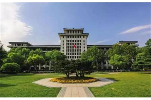 江西交通大学
