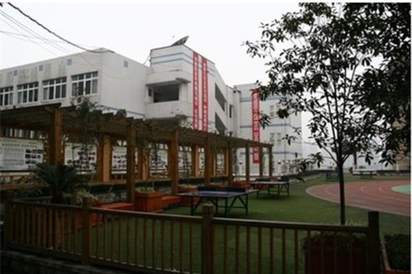 重庆五十七中学