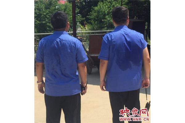 汗流浃背的意思