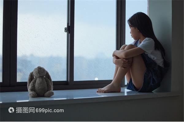 孤独的女孩