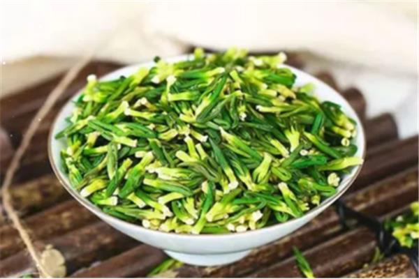 莲子心的功效