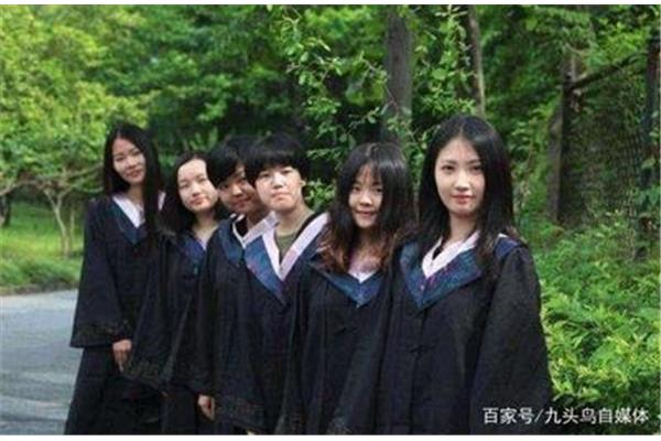 女大学生们2
