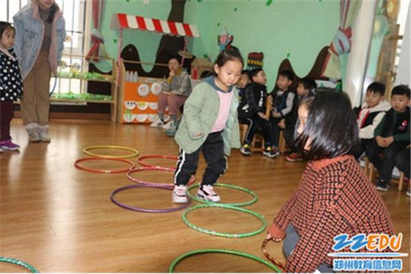 中班室内游戏