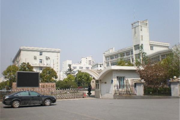 上海市曹杨中学
