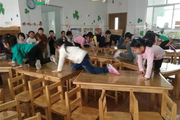 中班室内游戏