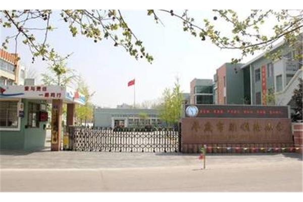 胜利路小学