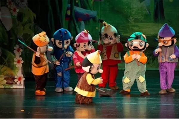 童话剧表演