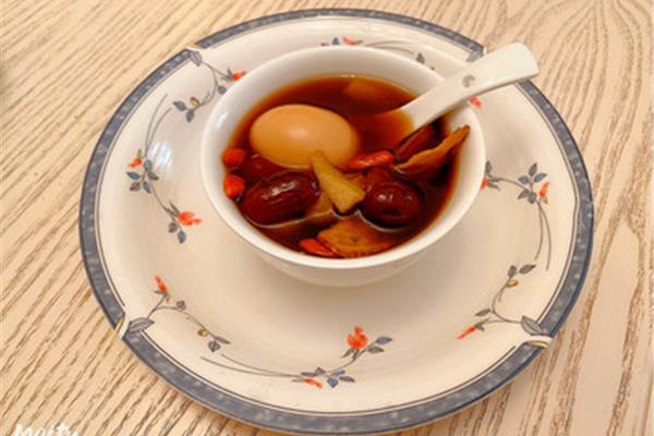当归红枣鸡蛋