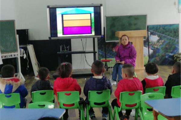 幼儿园素质教育