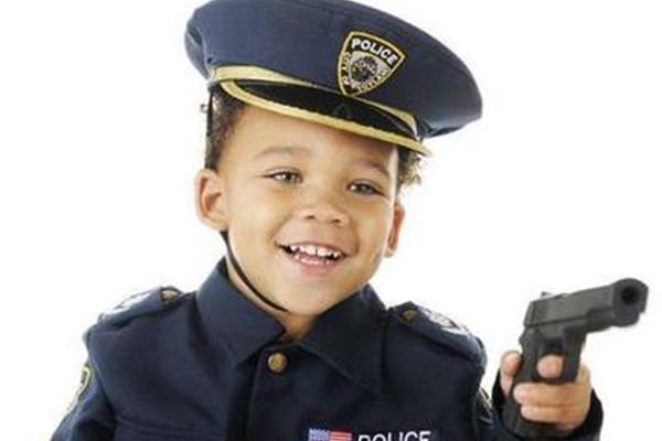 警察怎么形容
