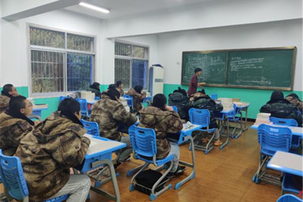 网瘾戒除学校